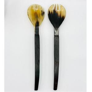 Serveur de salade en corne de buffle indienne de haute qualité avec longue poignée vaisselle de salade abordable pour décor de Table Restaurant maison - Product Image 1