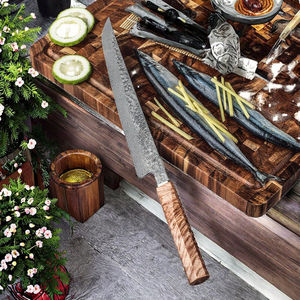 Cuchillo de chef de 8.5 pulgadas, cuchillo de cocina de acero de Damasco de 67 capas con mango de resina de nido de abeja y patrón de rosas - Product Image 5