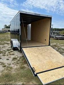 Remolque de Carga Cerrado de 6X12 con Capacidad de Carga de 7000 lb para Contratistas y Empacadores que Necesitan Seguridad, Compacto, Resistente y Fácil de Remolcar - Product Image 5