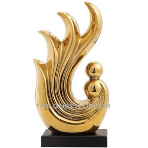 Meilleure sculpture en métal aluminium de style moderne élégant avec base en marbre plaqué or Décoration décorative de bureau et de salon - Product Image 1