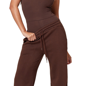 Ensemble de survêtement deux pièces d'hiver à taille haute et évasé avec pantalon évasé personnalisé 100% coton Streetwear pour femmes - Product Image 5