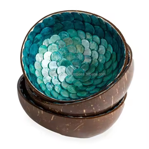 Juego de Tazones para Ensalada de Nácar de Coco Natural, Hechos a Mano, Ecológicos, Sostenibles, Regalo Tradicional Vietnamita - Product Image 2