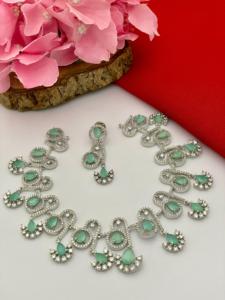 ชุดสร้อยคอเพชรแบบอเมริกันที่สง่างามสำหรับผู้หญิงและเด็กผู้หญิงชุดเจ้าสาวและงานเลี้ยงของขวัญที่สมบูรณ์แบบสำหรับงานแต่งงานและงานรื่นเริง - Product Image 3