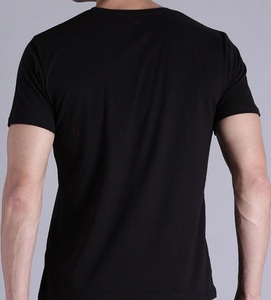 Camiseta de algodón transpirable con estampado de diseño de pernos para hombre de talla grande personalizada de alta calidad - Product Image 2