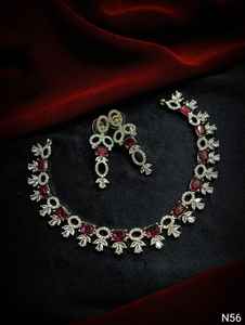 ENSEMBLE DE COLLIER DE MARIÉE EN DIAMANT AMÉRICAIN ET BOUCLES D'OREILLES CLASSIQUES ET DE HAUTE QUALITÉ ENSEMBLE DE BIJOUX DE MARIAGE POUR FEMMES DE STYLE CLASSIQUE - Product Image 2