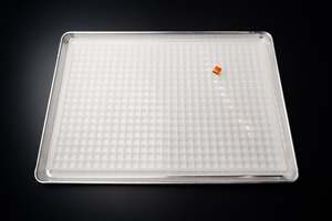 Moule en silicone pour mini-gommes carrées de 2,5 ml à 234 cavités individuelles pour le développement d'échantillons de bonbons - Product Image 6
