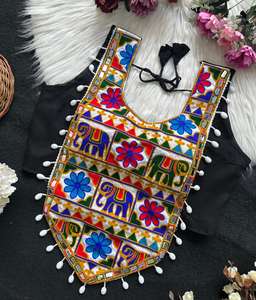 Navratri Wear Rayon Cotton With Codding Embroidery Blouse Fabricant et fournisseur de Surat au prix de gros - Product Image 5