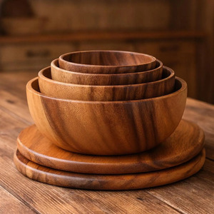 Cuenco Clásico de Madera Pulida Ligero para Regalos Elegantes - Product Image 1