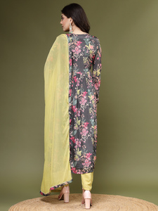Ensemble Kurti tendance pour femme en Georgette, style bohème d'été, broderie miroir, coupe trapèze, lavable en machine, avec pantalon et dupatta - Product Image 6