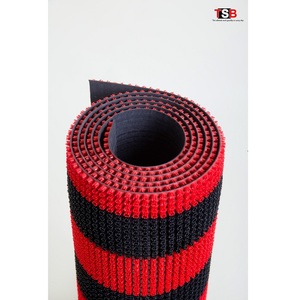 Estera de césped hecha a mano a rayas de alta demanda, rollo de césped Artificial LDPE, suelo decorativo para exteriores para césped de jardín disponible para bajo - Product Image 4