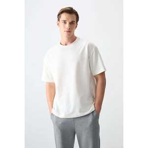 Camiseta Básica Oversize para Hombre - Color Blanco Hueso, Algodón Grueso y Suave con Textura, 100% Jersey, Colección 88377 - Product Image 6