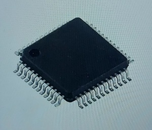 Sintetizador de Frecuencia AD9952YSVZ-REEL7, Dispositivos Analógicos, DDS, 400 MHz, 1.71 a 1.89 V, -40 a 105 ° C, TQFP-EP-48 - Product Image 1