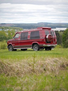รถมือสอง ปี 1988 Econoline III ไมล์น้อย เครื่องยนต์สมบูรณ์ ยาง R18 เกียร์อัตโนมัติ หลังคาซันรูฟแบบพาโนรามา ไฟหน้า LED พร้อมส่ง - Product Image 4