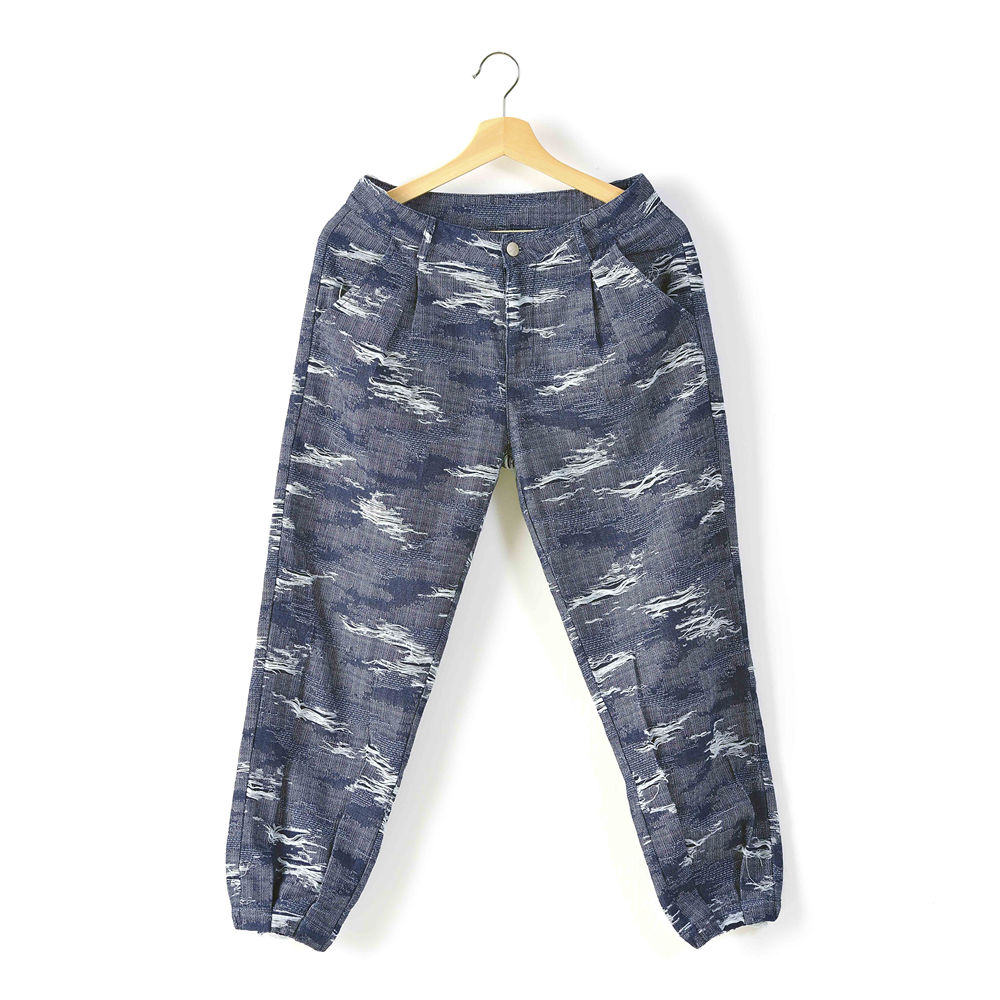 สีน้ำเงิน