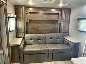 Autocaravana Usada 2019 F-o-r-e-s-t R-i-v-e-r F-l-a-g-s-t-a-f-f M-i-c-r-o -L-i-t-e 21FBRS - Product Image 4