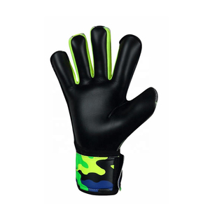 Gants de gardien de but GK noirs personnalisés Gants de gardien en latex allemand de meilleure qualité Gants de gardien de but personnalisés avec logo - Product Image 5