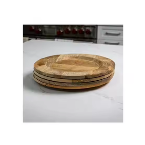 Assiettes en bois Vaisselle durable Ensembles de vaisselle Coffre-fort fait à la main par l'artisanat en croissant - Product Image 1