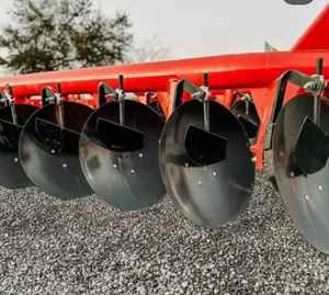 Semoir agricole de maïs à prix de gros avec fertiliseur intégré pour semis en rangs - Product Image 2