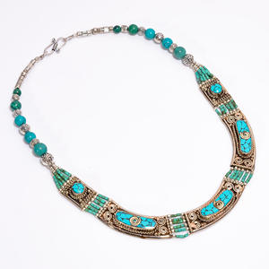 Collar Antiguo de Plata Tibetana con Turquesa y Coral para Mujer - Regalo de Boda - Product Image 3