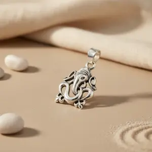 จี้พระพิฆเนศเงินแท้ 925 ประดับมรกต เครื่องประดับทางศาสนาอินเดีย ของขวัญ จี้เพชรทรงเจ้าหญิง ตัวเรือนโรสโกลด์ แพลตตินัม - Product Image 2