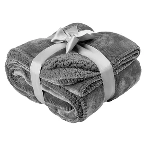 Couverture double face personnalisée Teton - Product Image 1