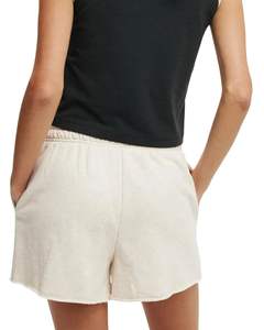 กางเกงขาสั้นผ้าฟลีซสำหรับผู้หญิง พร้อมโลโก้แบรนด์ตามสั่ง เอวยางยืด ใส่สบาย สไตล์ลำลอง เหมาะสำหรับใส่เล่นกีฬาหรือพักผ่อนในช่วงฤดูร้อน - Product Image 5