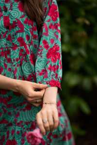 Vestido de Algodón Estampado a Mano de Bali, Estilo Bohemio Informal, Floral, Turquesa, Rosa, Algodón Puro, Hecho a Mano - Product Image 4