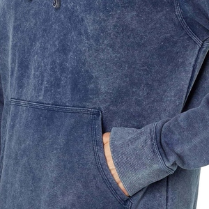 Sudadera con capucha ajustada para hombre, ropa deportiva ligera para gimnasio y correr, diseñada con tela transpirable de rendimiento elástico - Product Image 3