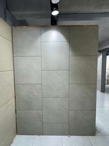 Azulejos de Porcelana Esmaltada para Exteriores de Alta Resistencia de 600x600 mm y 12 mm de Espesor para Pisos de Estacionamientos y Almacenes - Product Image 5