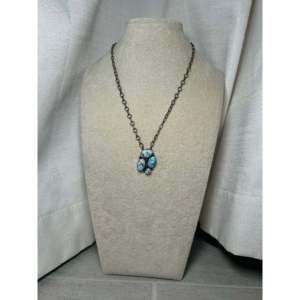 Collier en turquoise et argent sterling Golden Hills, fait main par des artisans Navajo, bijoux culturels de collection - Product Image 3