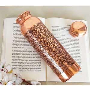 Premium Quality 100% Pure Copper <b>Bottles</b> - Expertly Handcrafted for <b>Bulk</b> Export and Wellness Benefits. - Product Image 4
