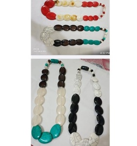 Européen Américain Haut de Gamme Maillard Rétro Résine Collier pour Femmes Élégant Niche Accessoire Ovale Perle Clavicule Chaîne Cadeaux - Product Image 2