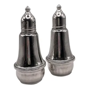 Salt and Pepper Shaker Containers Classic Design Handmade Table Ware Mirror Polished Metal Salt and Pepper Mills