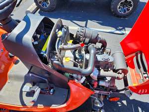 Tondeuse autoportée puissante/21HP pour grands jardins Tracteur de pelouse diesel Kubota GR2120 4WD à vendre - Product Image 6