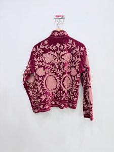 Veste Suzani marron pour femmes, veste courte en velours lisse, veste brodée à la main, veste d'hiver, disponible en gros - Product Image 6