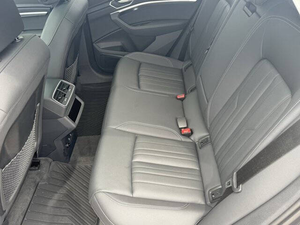 SUV Eléctrico de Alto Rendimiento 2024, Motor Dual, Tracción en las Cuatro Ruedas, Techo Panorámico, Vehículo Eléctrico de 5 Plazas - Product Image 2