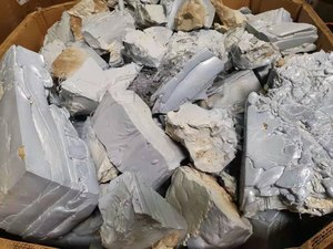 Prix d'usine sur les blocs de bouteilles PET naturelles de haute qualité en gros - Grade médical et pièces automobiles Idaho - Product Image 5