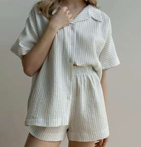 Robe à bretelles en satin, costume élégant et confortable, pyjama en satin pour femmes, pyjama en satin deux pièces pour femmes - Product Image 1