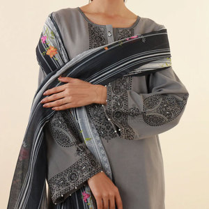 Traje Bordado Elegante de Diseño Personalizado en Talla Adulta con Dupatta, Traje Pakistaní de 3 Piezas para Mujer al por Mayor - Product Image 2