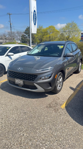 Hyundai Kona 2023 d'occasion en excellent état, avec toit ouvrant et sièges en cuir, à vendre - Product Image 6