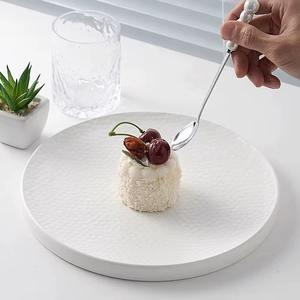 Ensemble de couverts élégant avec poignée perlée blanche, parfait pour offrir en cadeau, maisons modernes, fêtes, réceptions et occasions spéciales - Product Image 3