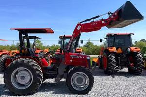 Massey Ferguson 2022 H 2605 avec chargeur et godet à fixation rapide, seulement 90 heures! 4x4, commandes de chargeur de manette de moteur diesel de 55 HP - Product Image 5