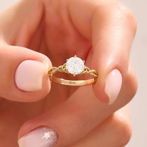 Anillo de Compromiso de Diamante Solitario de 1.5 Quilates Cultivado en Laboratorio, Oro de 14k, Anillo de Boda Elegante, Joyería Fina para Mujer, Apilable y con Estilo - Product Image 5