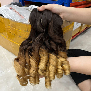 Printemps Funmi Paquets de cheveux bouclés Double Drawn Bouncy Curly Bundles Ombre Color from Vietnam Hair Factory - Product Image 1