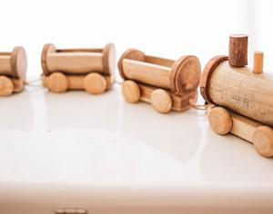 Jouets en bambou écologiques les plus vendus 2023 pour les enfants, tarifs de gros, faits à la main avec amour - Product Image 3