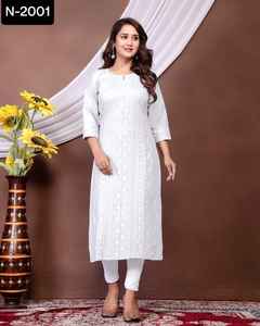 Rayonne flammée indienne décontractée et à porter au quotidien avec un beau Chikankari Work prêt à porter Kurtis pour le festival Wear Kurtis - Product Image 2