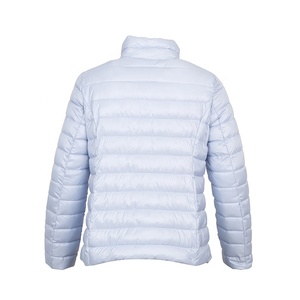 Parka con capucha de piel 2025 para mujer, chaquetas de invierno para mujer, chaqueta acolchada transpirable de venta Popular de peso ligero para mujer - Product Image 3