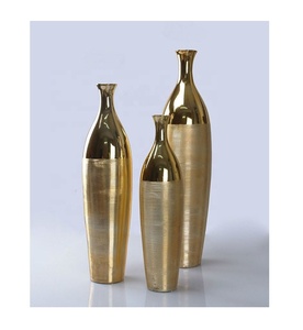 Ensemble de 3 vases à fleurs en métal aluminium poli pour décoration intérieure de luxe Design élégant pour nouvelle maison - Product Image 1