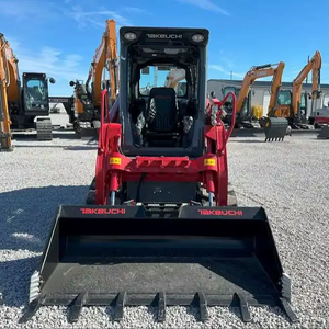 รถตักล้อยางขนาดเล็ก Takeuchi TL8R2 รุ่นใหม่ ปี 2024 พร้อมห้องโดยสาร ระบบปรับอากาศ ระบบควบคุมแบบ Pilot คัปปล์ไฮดรอลิกแบบ Standard Flow และบุ้งกี๋ - Product Image 2