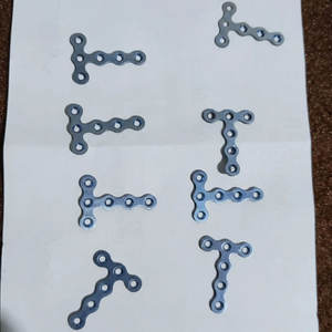 Plaques en titane à verrouillage maxillo-faciale T 6 trous 10 pièces avec vis 40 pièces - Product Image 1